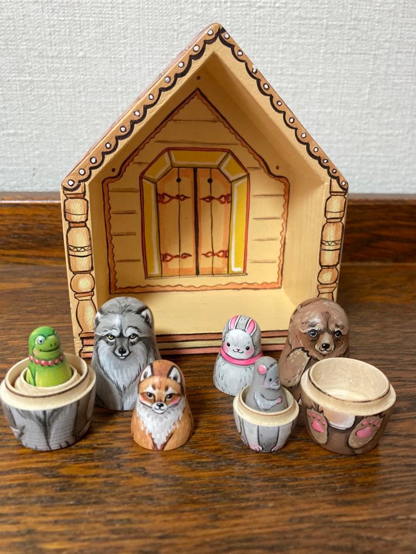 ロシア雑貨☆民話マトリョーシカ『テレモーク』小さなおうち(7P