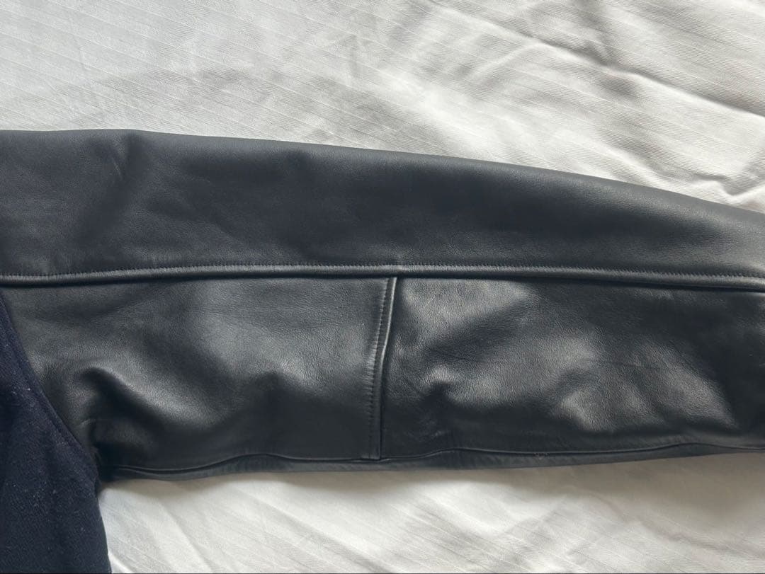 非売品 OFFICE CUEコラボ サントリー ボスジャン 刺繍ロゴ レザー