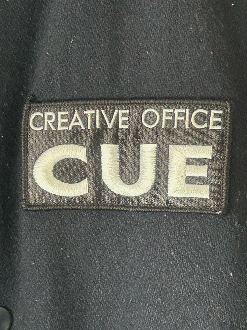 非売品 OFFICE CUEコラボ サントリー ボスジャン 刺繍ロゴ レザー