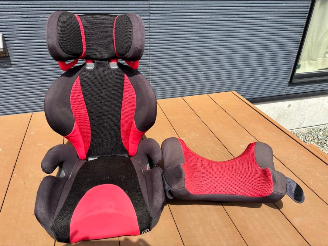 AILEBEBE AILEBEBE チャイルドシート 黒と赤 ジュニアシート ブラック