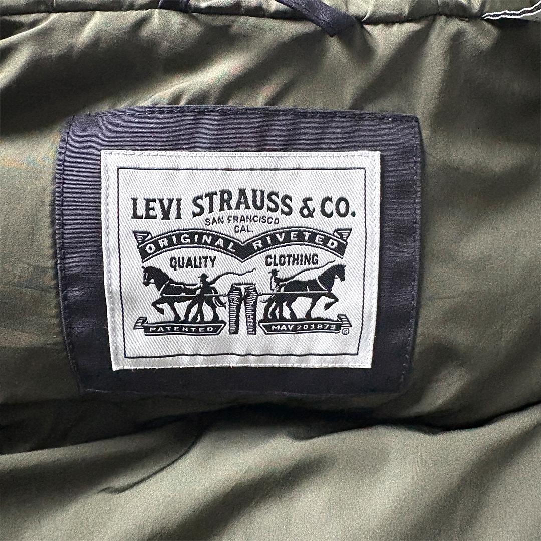 Levi's 中綿ジャケット M ブラック ダウンジャケット パフジャケット