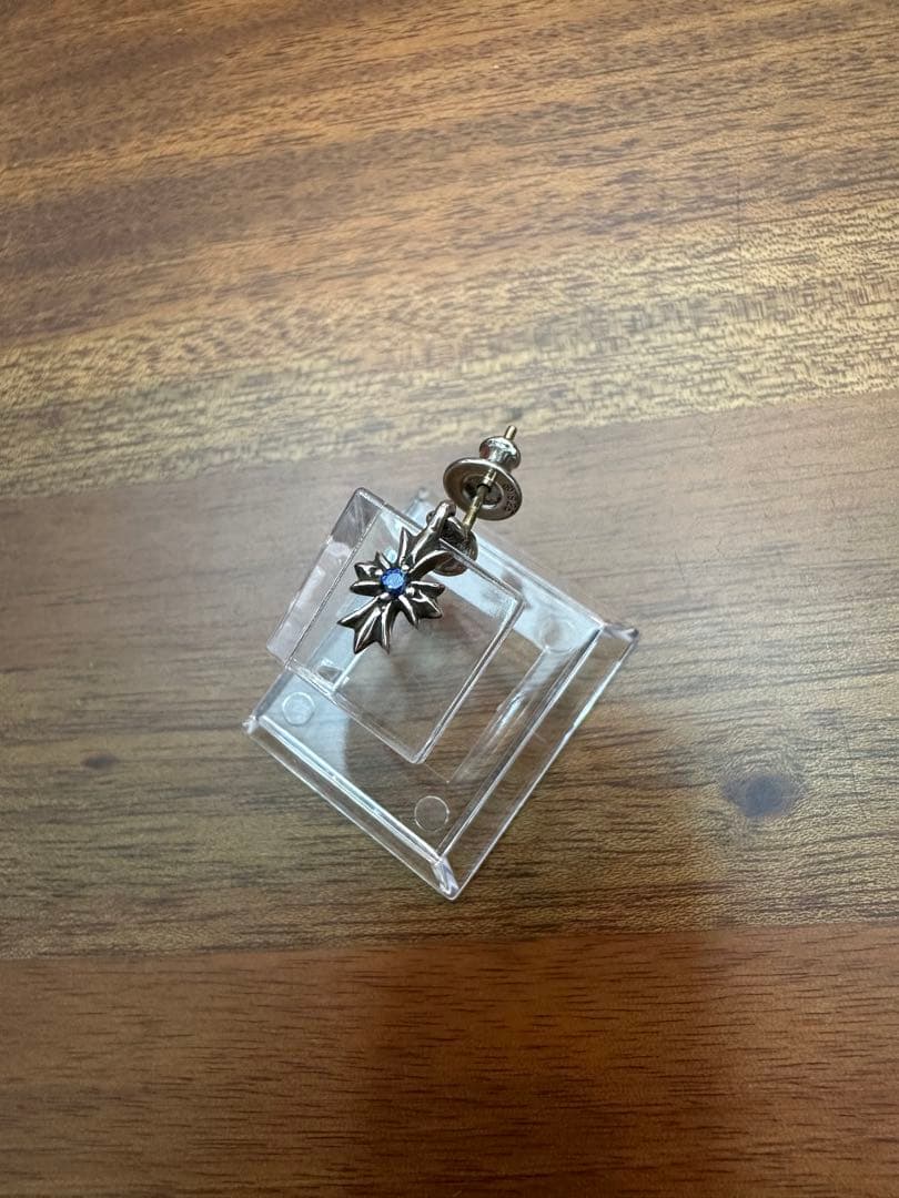 アクセサリー CHROME HEARTS TINY E DROP1 SAP