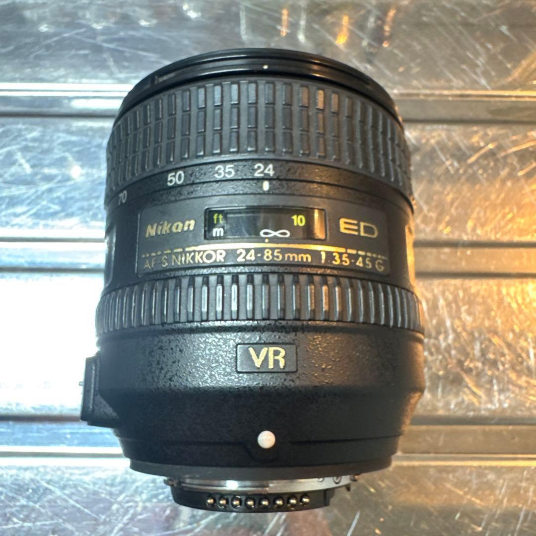 AF-S NIKKOR 24-85mm f/3.5-4.5G ED VRレンズ