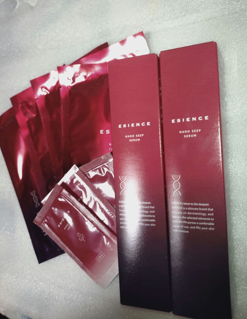 ESIENCE NANO SLEEP SERUM 2本とパック4枚化粧水3個