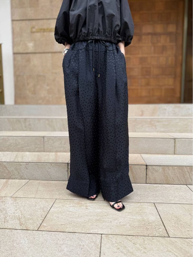ドットカットジャガードパンツ