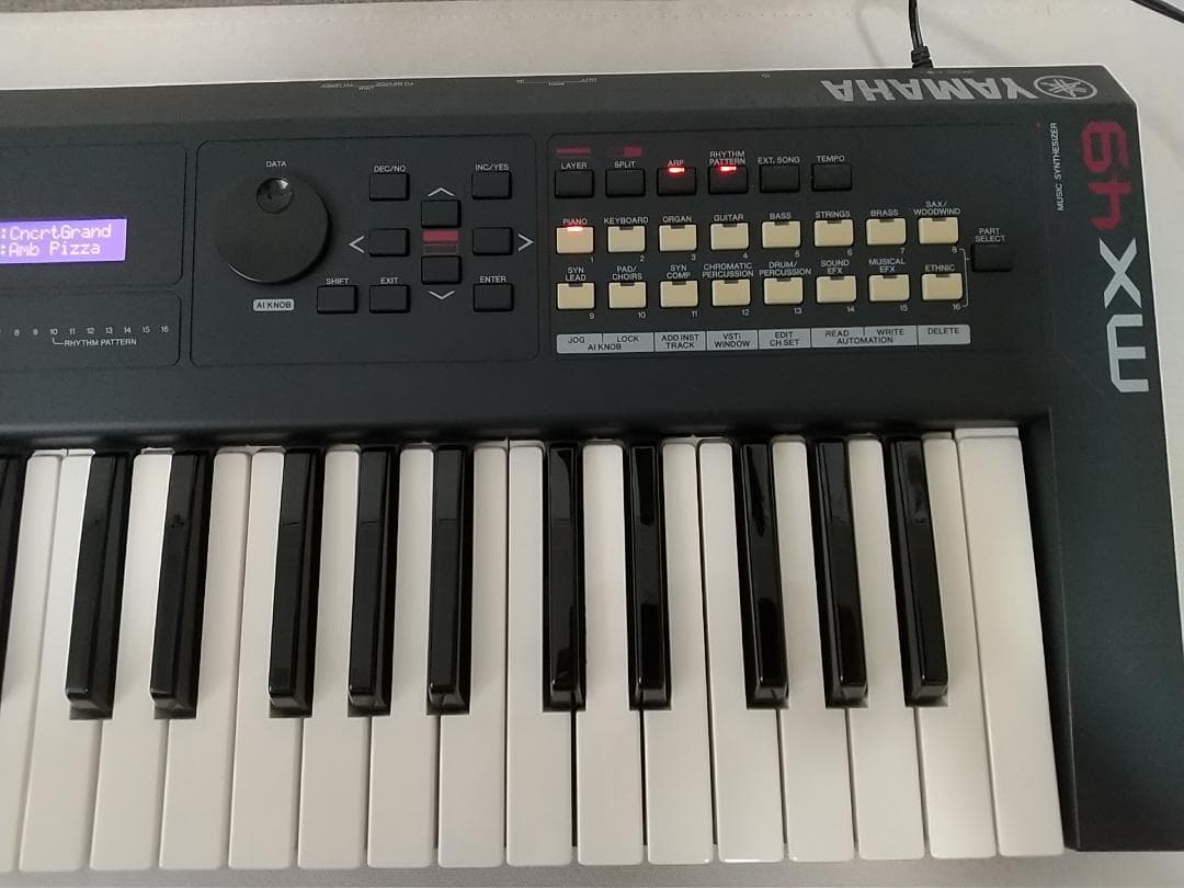 YAMAHA　シンセサイザー　MX49
