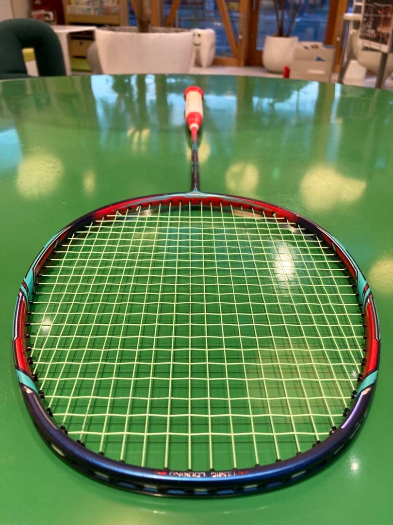 リーニンバドミントンラケット エアロナット9000C CPモデル 希少‼︎