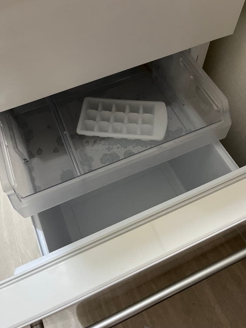 2023年製　無印良品　2ドア　冷蔵庫 スタンド式　ホワイト　MJ-R16B