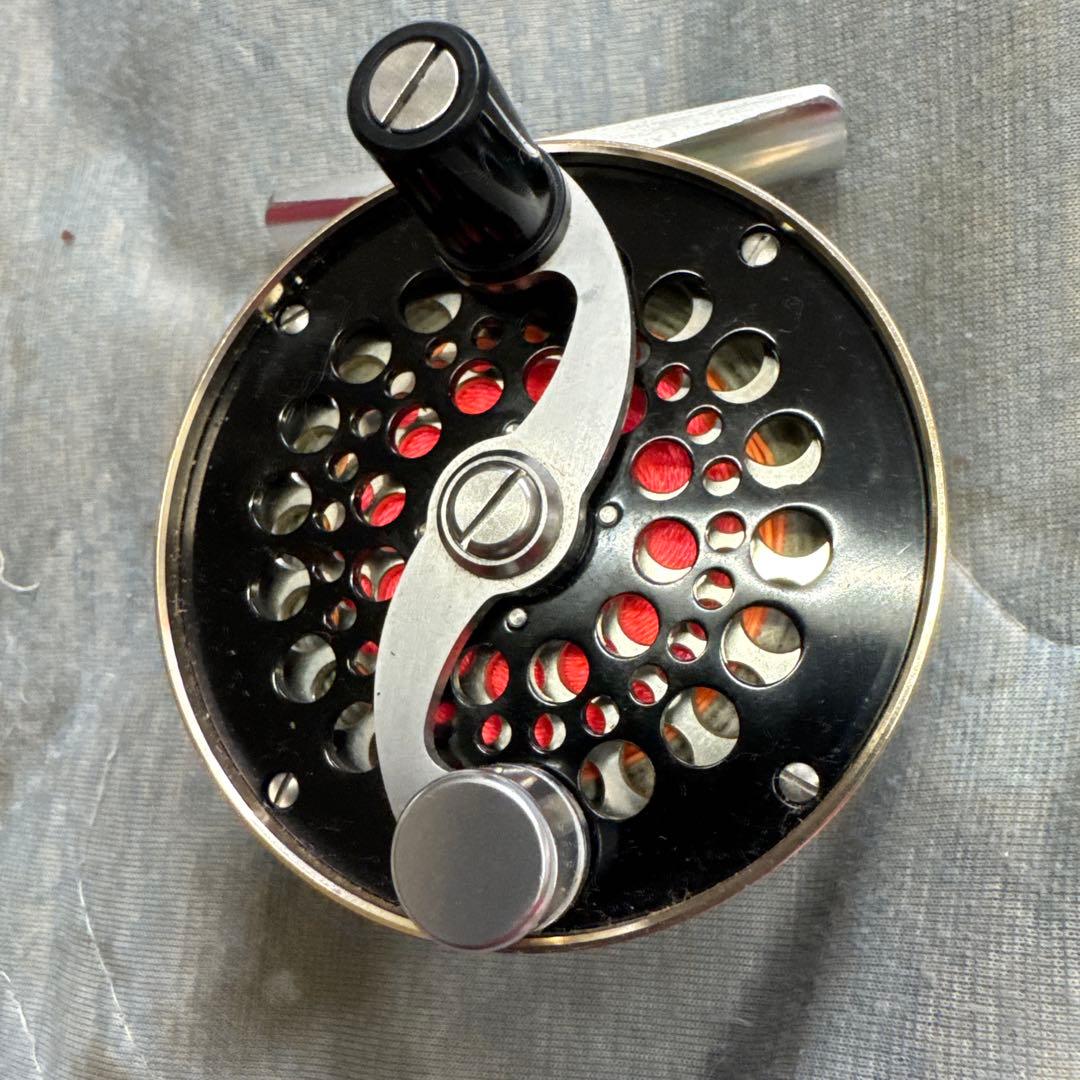 Tuffline フライリール ホールデザイン