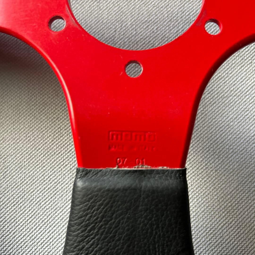 MOMO スポーツステアリング コマンド レッド/ブラック