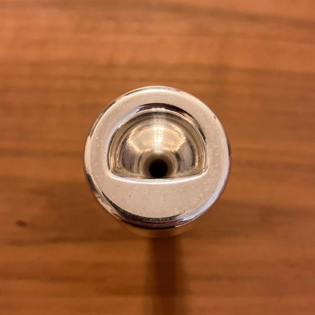 Asymmetric 3C+544 トランペットマウスピース