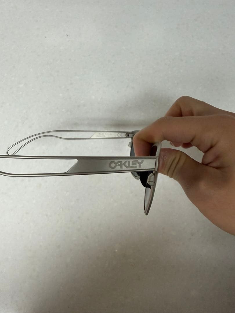 oakley frogskins ti オークリー　フロッグスキン　チタン