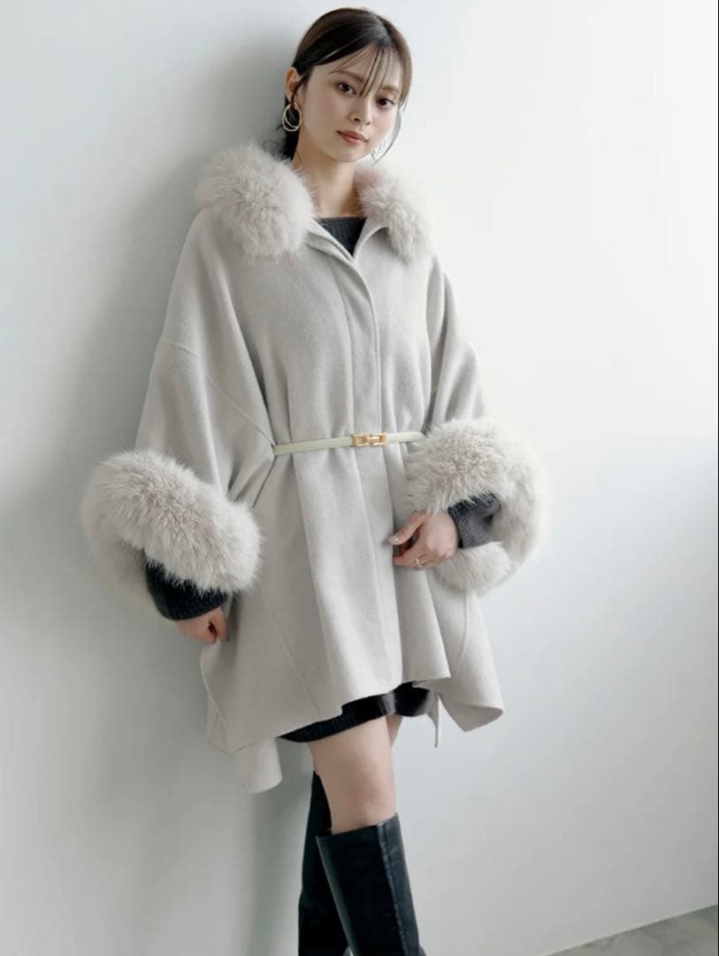 SNIDEL スナイデル ファー付きミドルケープコート - メルカリ