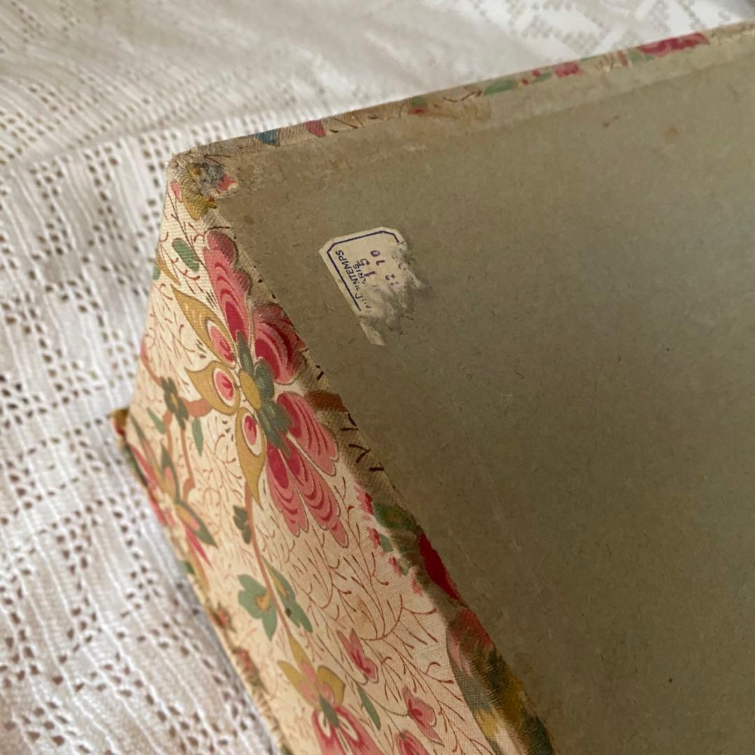 専用となりました♡フランスアンティーク　カルトナージュボックス