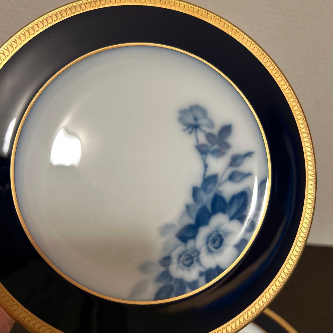 大倉陶園　瑠璃片葉金蝕　岡染め椿　デザートプレート　20.5cm ブルーローズ