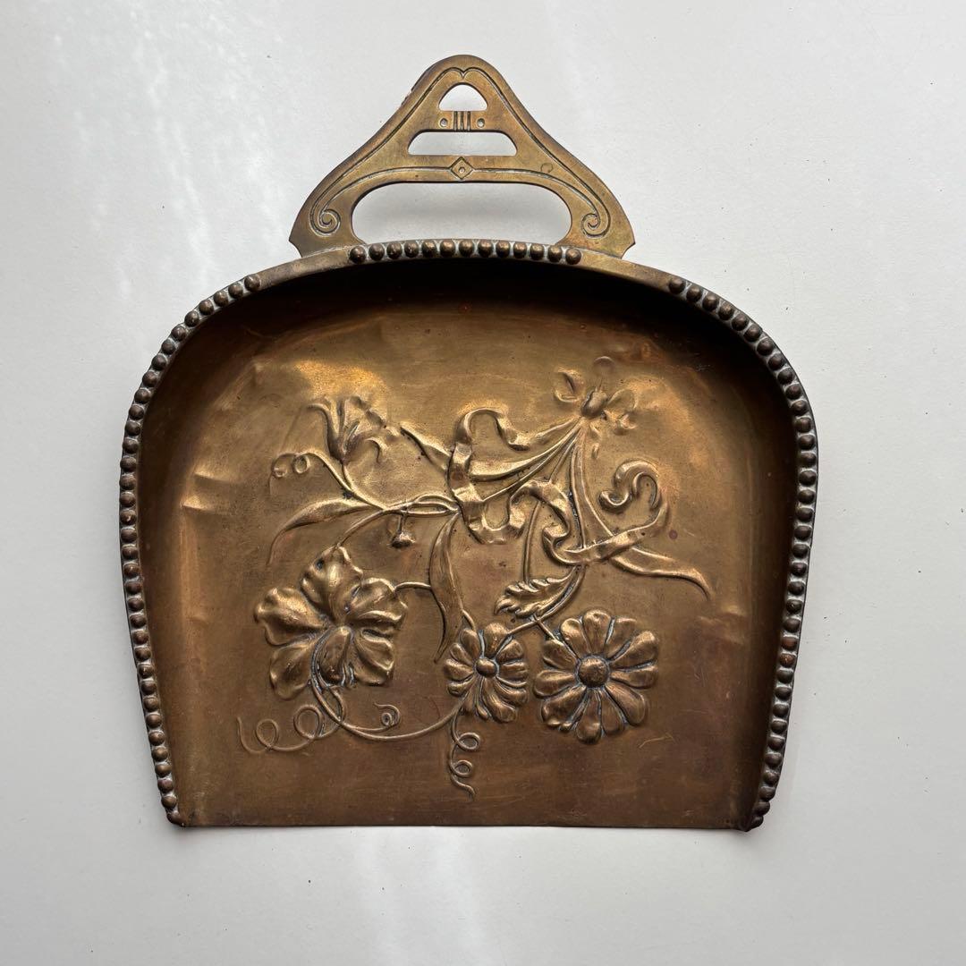 【フランス】アンティーク アールヌーボー ダストパン くず取り 花 ゴールド