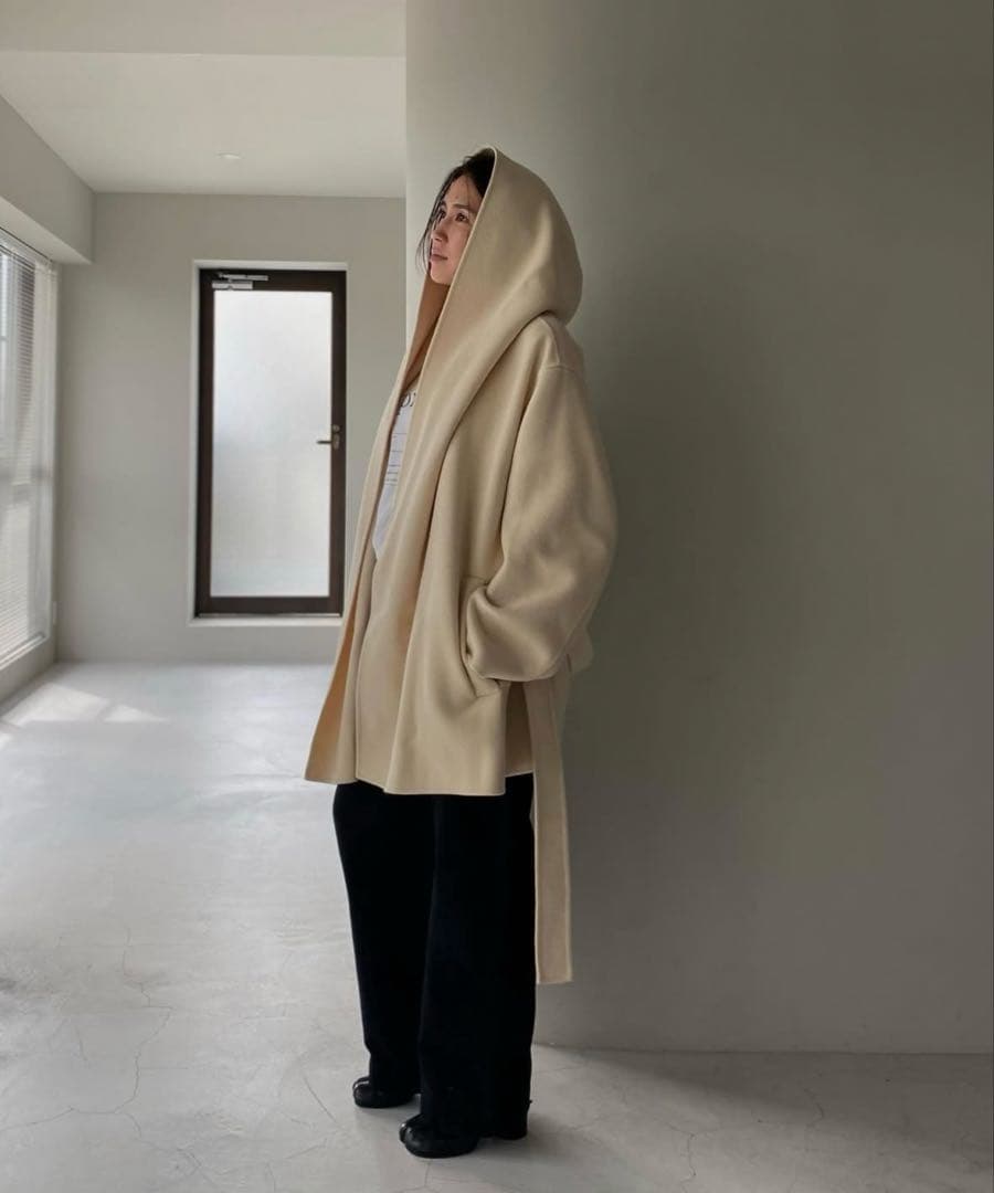 ETRE TOKYOフーディーリバーコート M