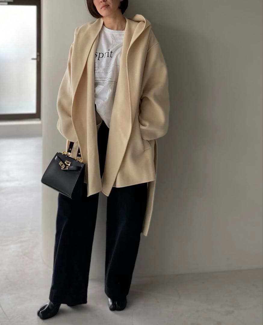 ETRE TOKYOフーディーリバーコート M