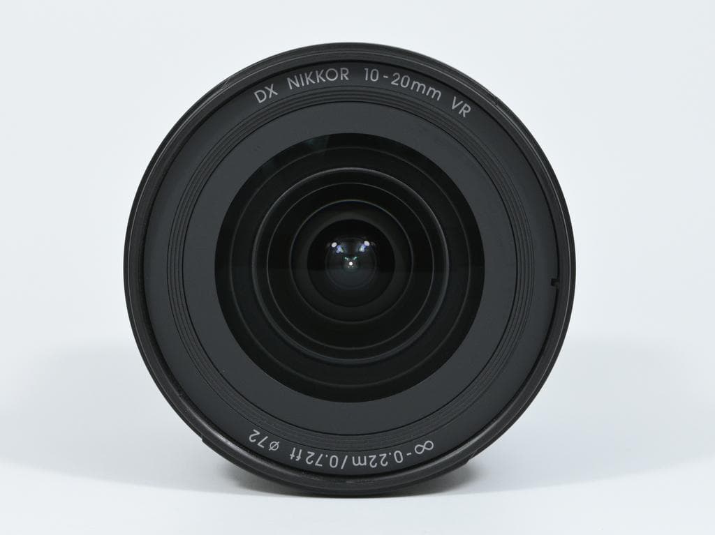 ニコン AF-P DX NIKKOR 10-20mm F4.5-5.6 G VR