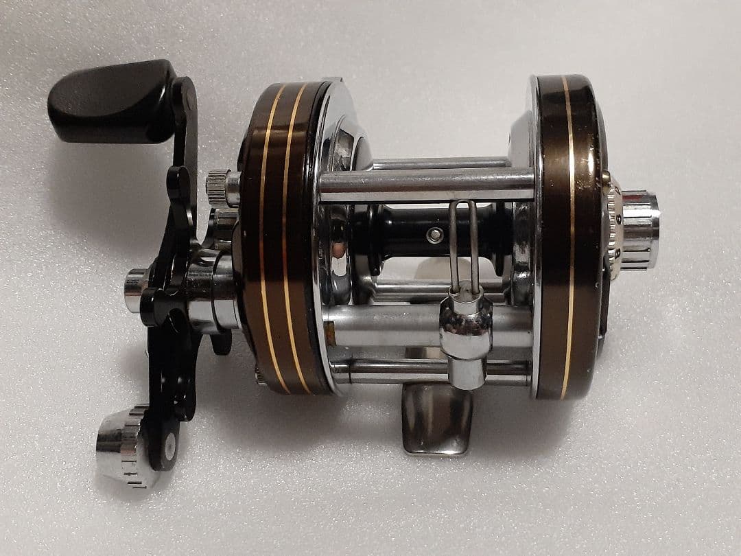 ダイワ MILLIONAIRE ミリオネア 5H ベイトリール (箱付) - メルカリ