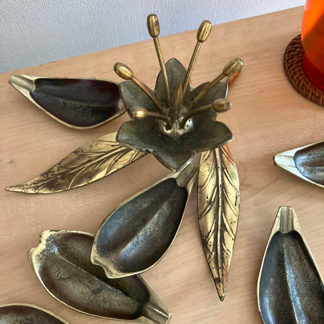 ヴィンテージ アンティーク 真鍮製 ロータスフラワー アッシュトレイ