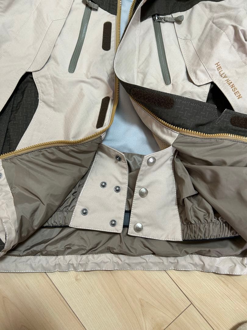HELLY HANSEN ウェア