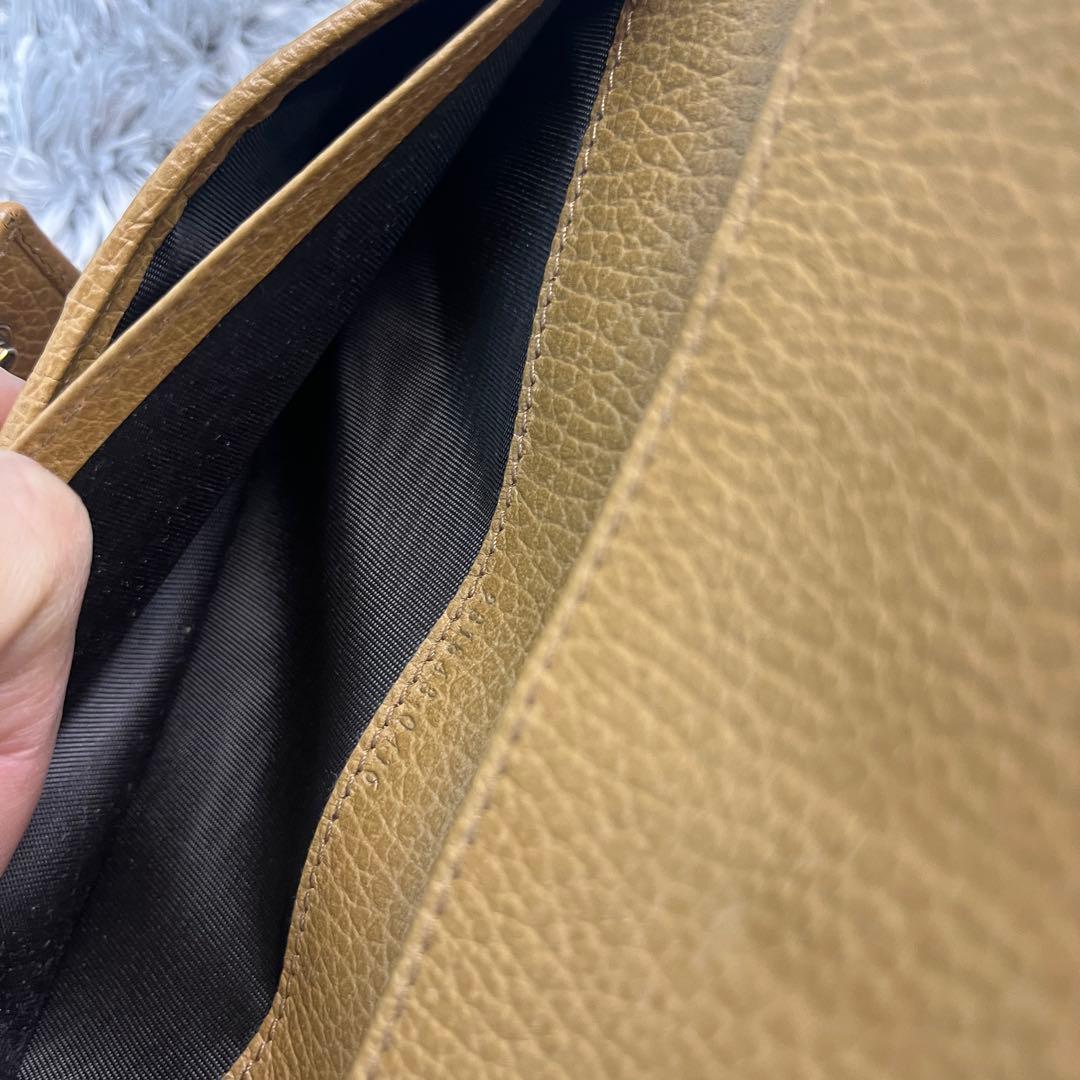 GUCCI✨インターロッキング　コンチネンタ　長財布　シボレザー　キャメル
