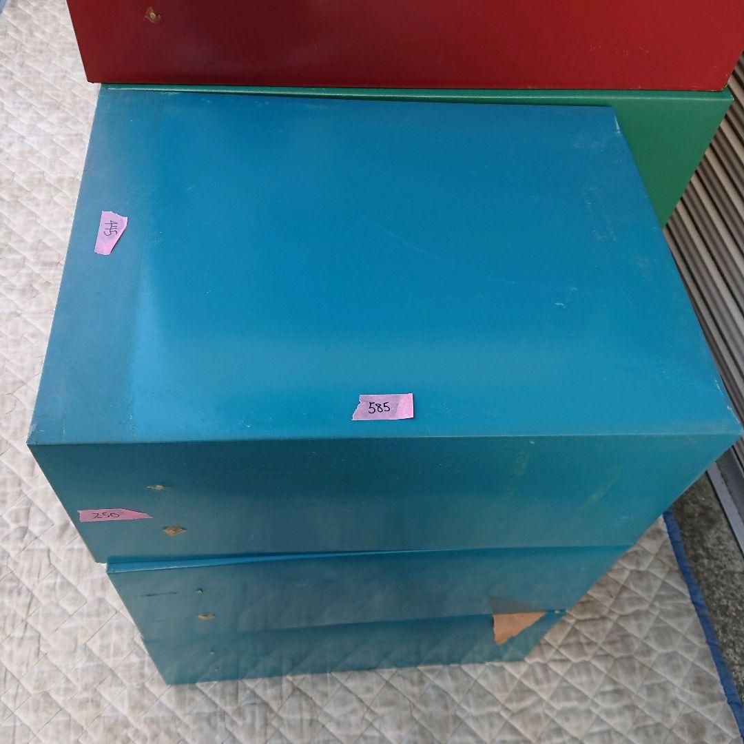 ブリキ 衣装ケース 収納