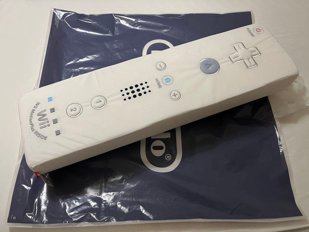 ニンテンドーミュージアム 限定 Wiiリモコン クッション - メルカリ