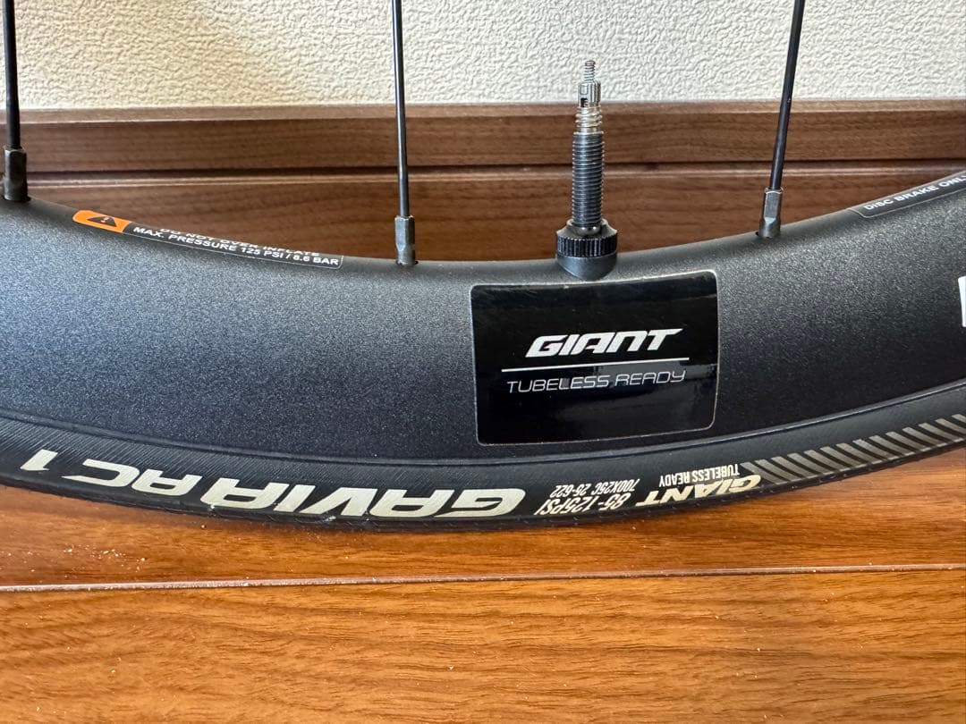 GIANT P-A2 ディスク チューブレスレディ ホイールセット シマノフリー