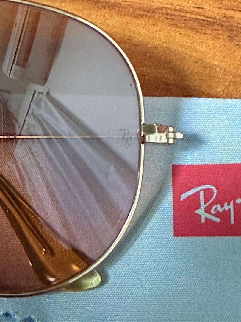 【値下げ中】Ray-Banアビエータークラシック RB3025サングラスケース付