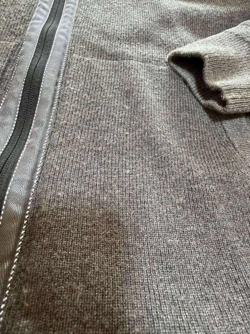 ブリーフィング　ブルゾンニットパーカー　グレー