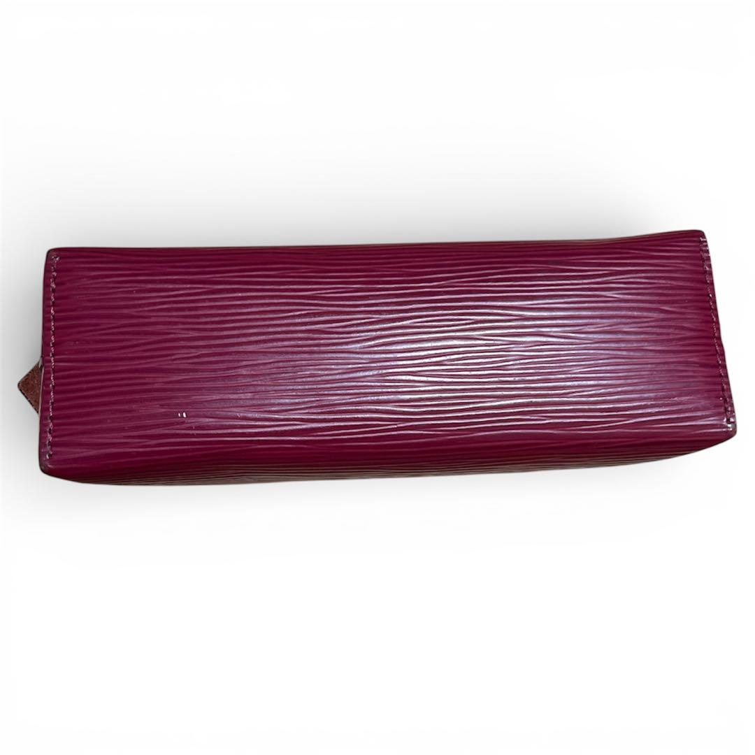 【美品】ルイヴィトン LV エピ ポーチ ボルドー レザー 箱有り ポシェット