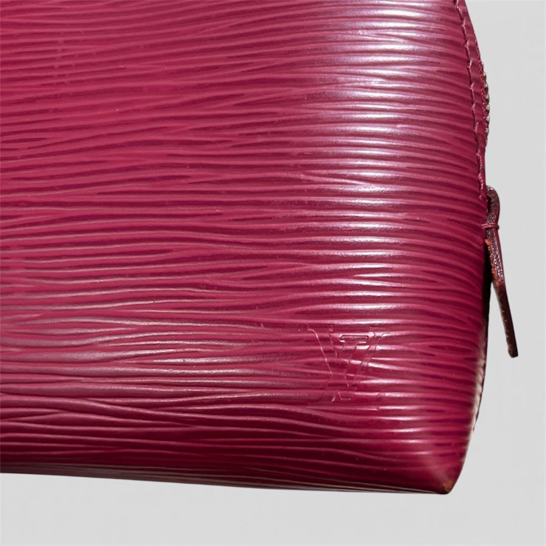 【美品】ルイヴィトン LV エピ ポーチ ボルドー レザー 箱有り ポシェット