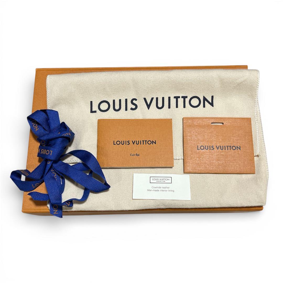 【美品】ルイヴィトン LV エピ ポーチ ボルドー レザー 箱有り ポシェット