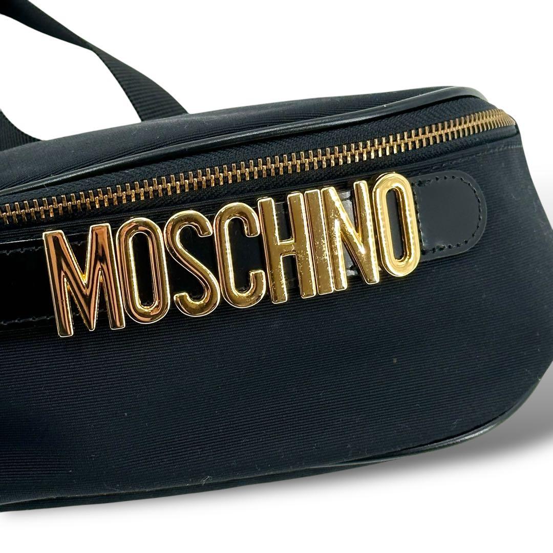 希少 未使用級 モスキーノ ビックロゴ ウエストバッグ ボディバッグ G金具
