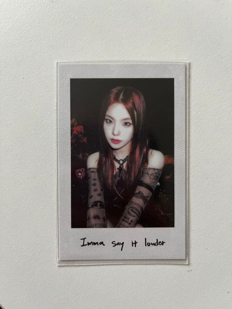 itzy Born to be イェジチェリョンサイン入りチェキ