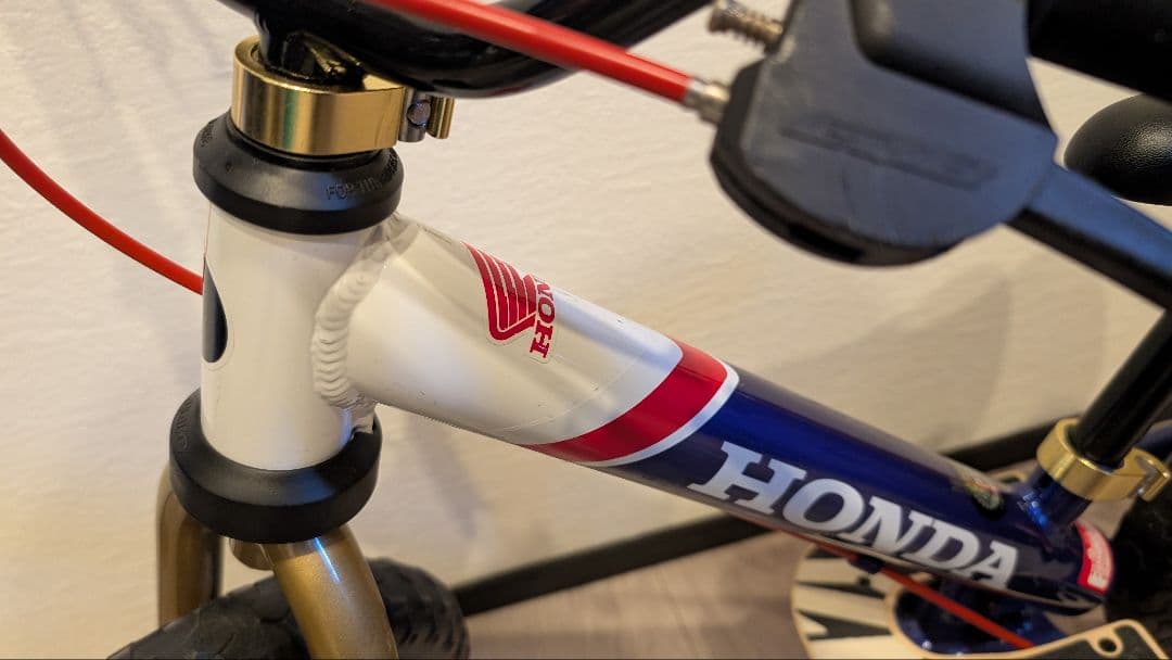 HONDA バランスバイク キッズ用　ディーバイク キックス プラス ホンダ