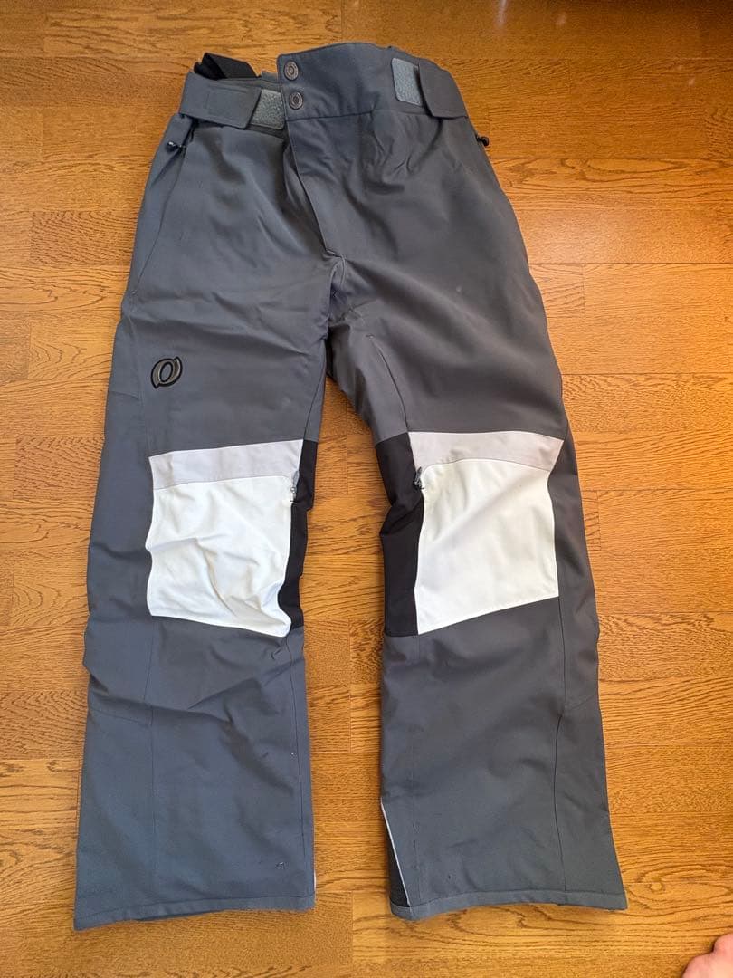 ONYONE スキーウェア フード付き