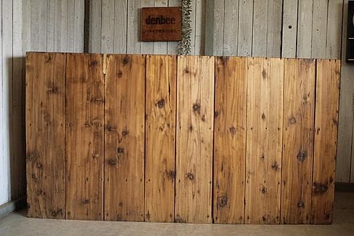 味のある大きな木枠のガラス戸棚　引き出し4杯