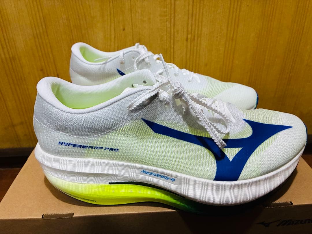 【美品】定価29,700円　mizunoミズノ　ハイパーワーププロ　27.5cm