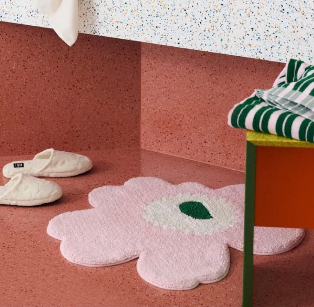 マリメッコ　ウニッコ　マット　新品