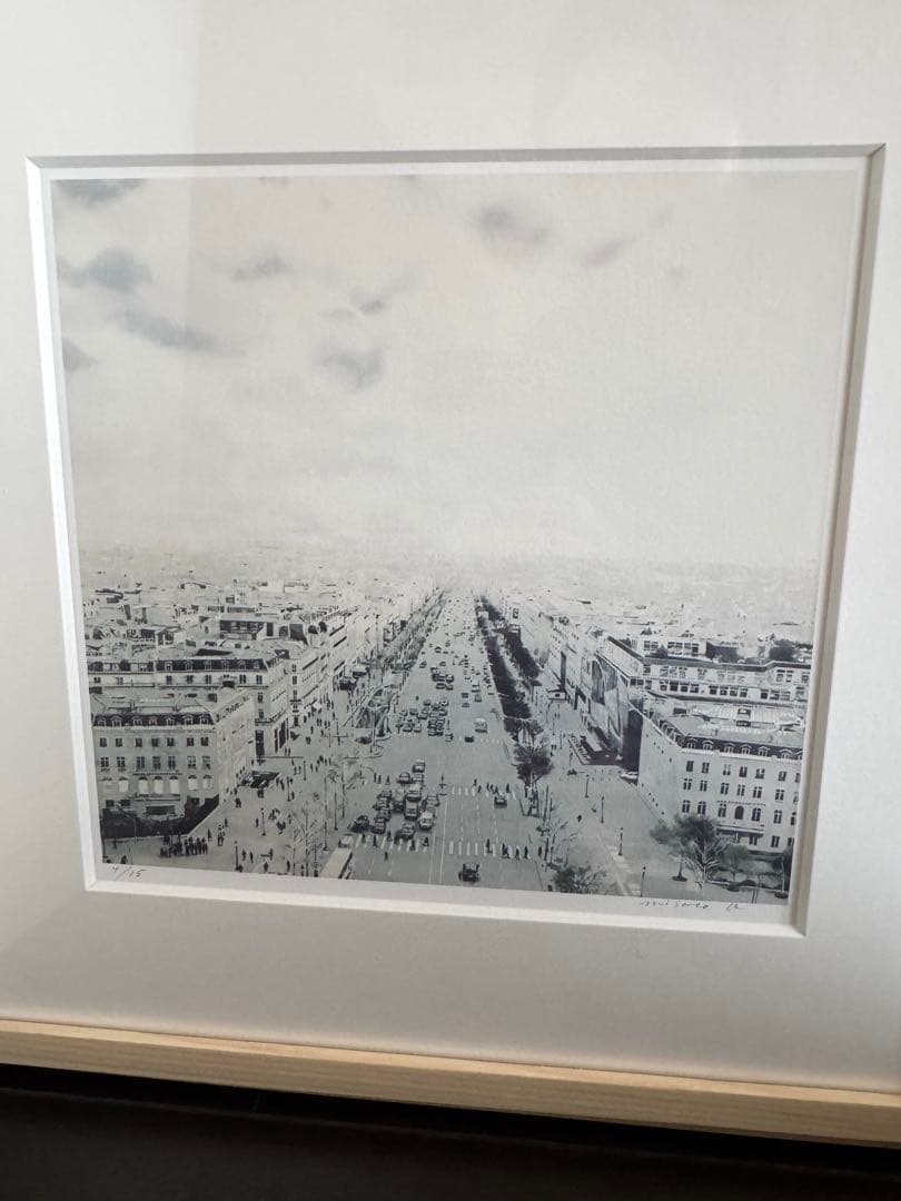 荻原美里さん View from the Ark de Triomphe - メルカリ