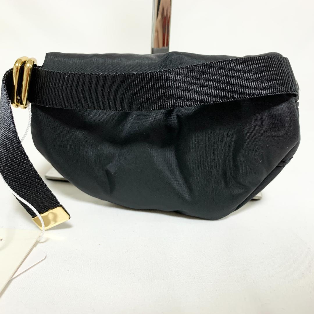 新品タグ付　シータパランティカ　ボディバッグ　ポーチ　ナイロン　ゴールド金具　黒