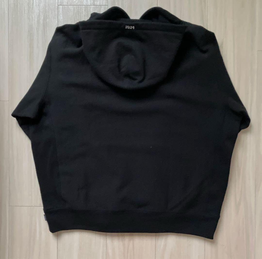 Supreme ブラック フーディ 2024年モデル
