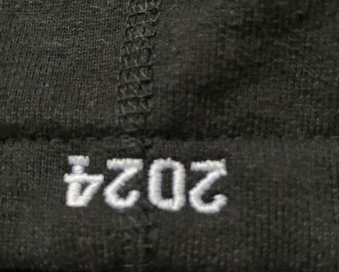 Supreme ブラック フーディ 2024年モデル