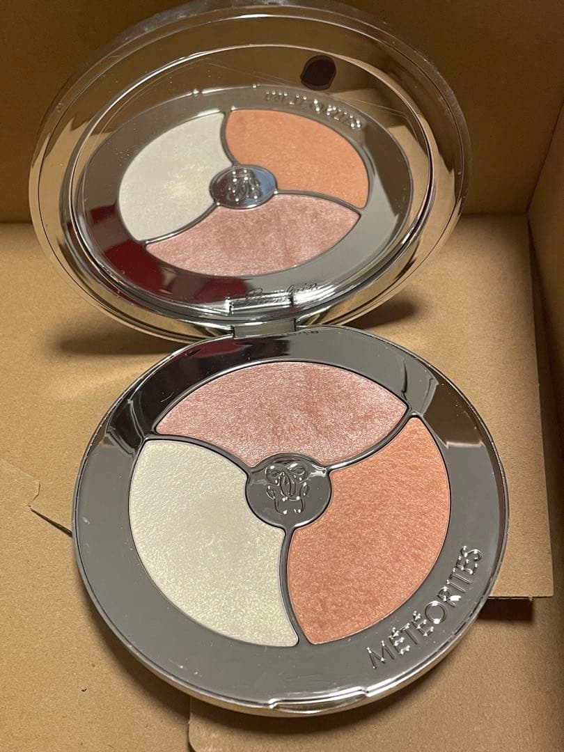 ゲラン GUERLAIN メテオリットパールダ ストパレット 廃盤 店舗限定品