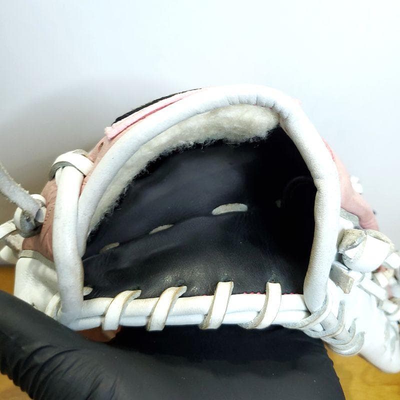 ウイルソン 限定 花柄レザー ベクサム Wilson 内野用 軟式グローブ