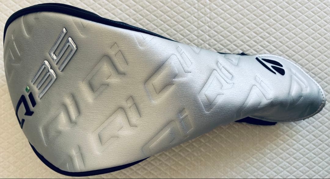 TaylorMade Qi35 ドライバー 10.5°