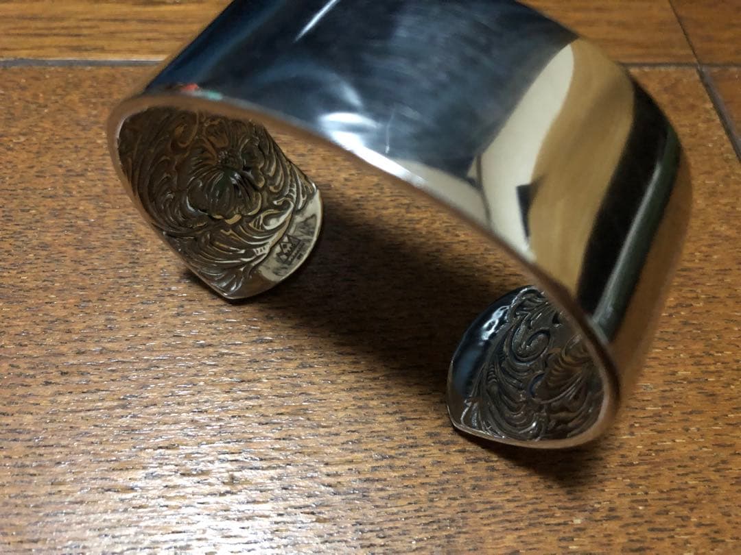 SAAD・ シェリダンカービングフラワー内彫り925ワイドバングル・希少